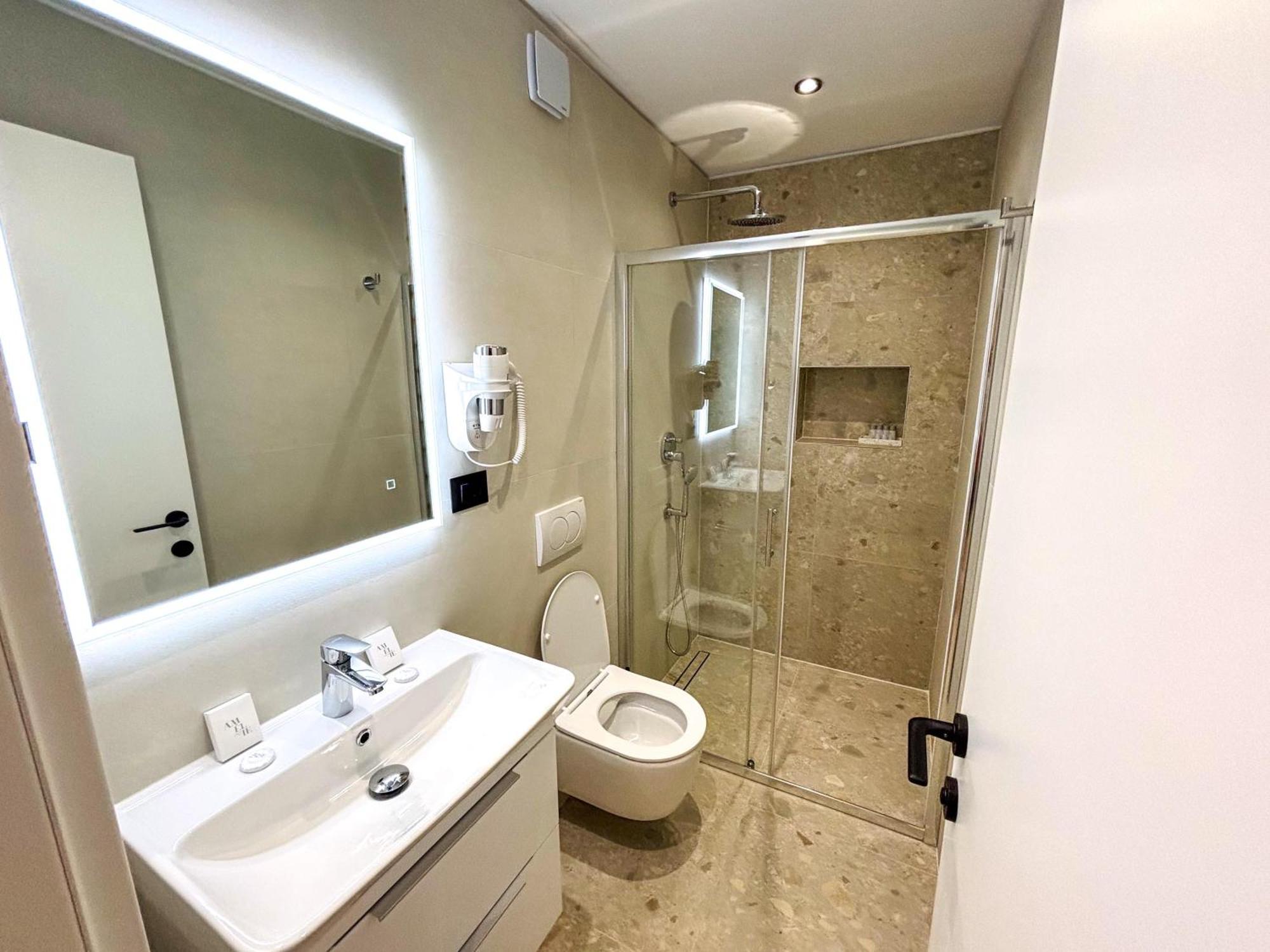 Marthinis Luxury Suites 斯普利特 外观 照片